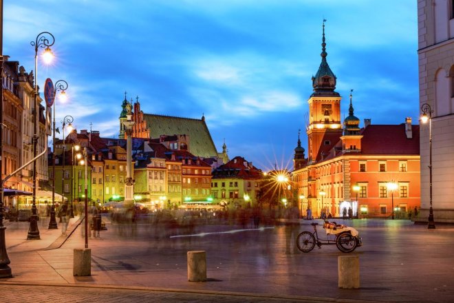 Warszawa-w-liczbach-galeria
